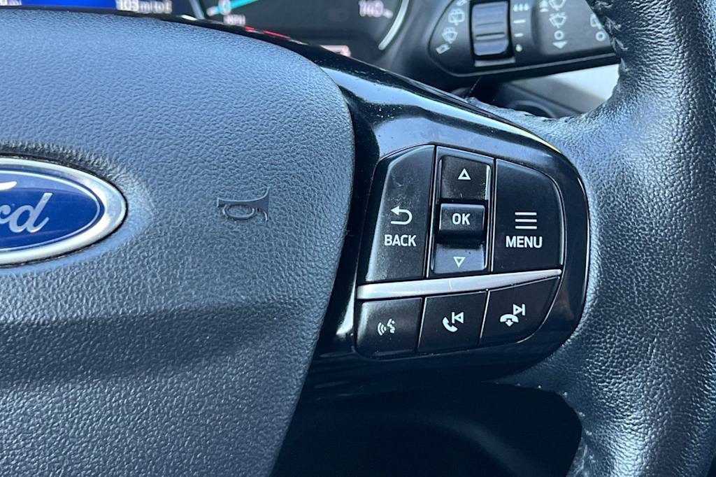 Thumbnail: 2021 Ford Escape - 31