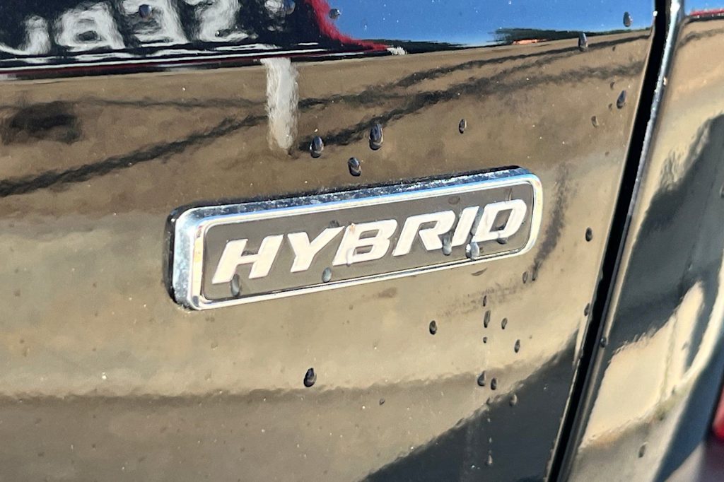 Thumbnail: 2021 Ford Escape - 7