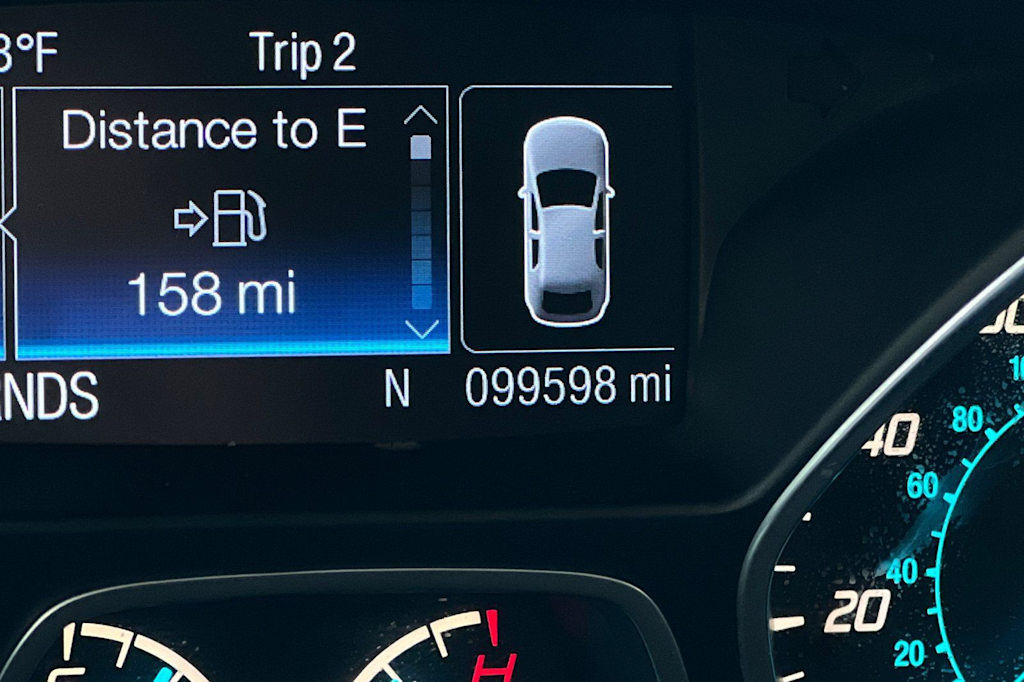 Thumbnail: 2016 Ford Escape - 15