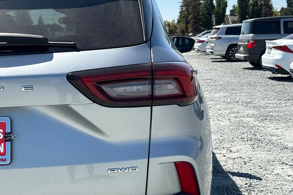 Thumbnail: 2024 Ford Escape - 20