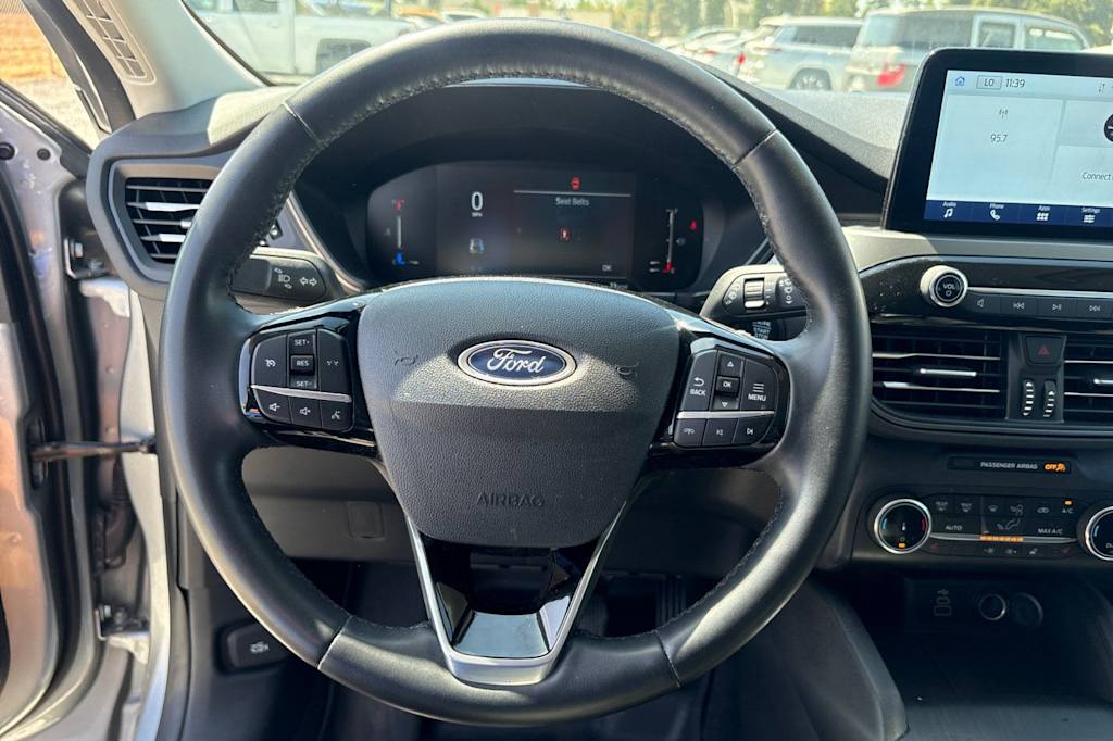 Thumbnail: 2024 Ford Escape - 24