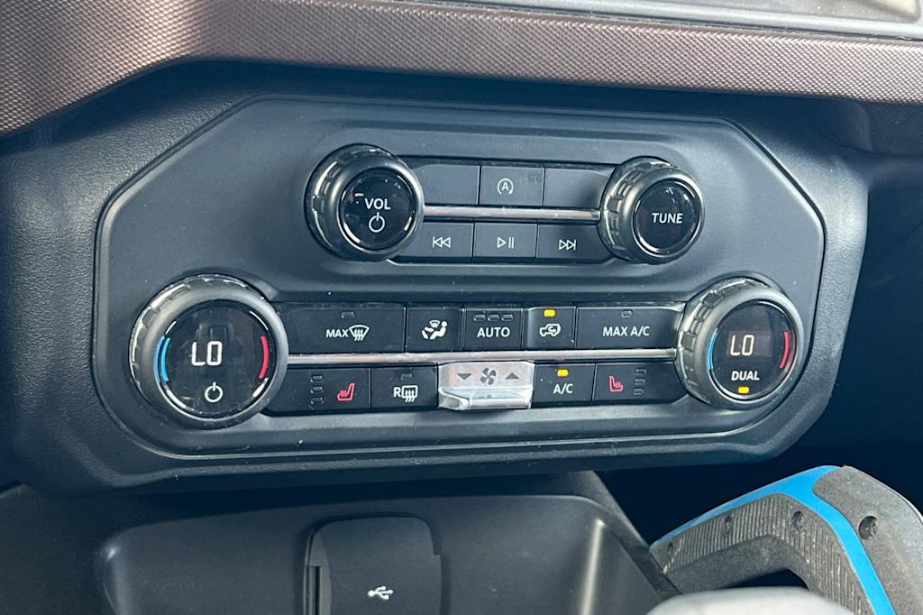 Thumbnail: 2023 Ford Bronco - 28