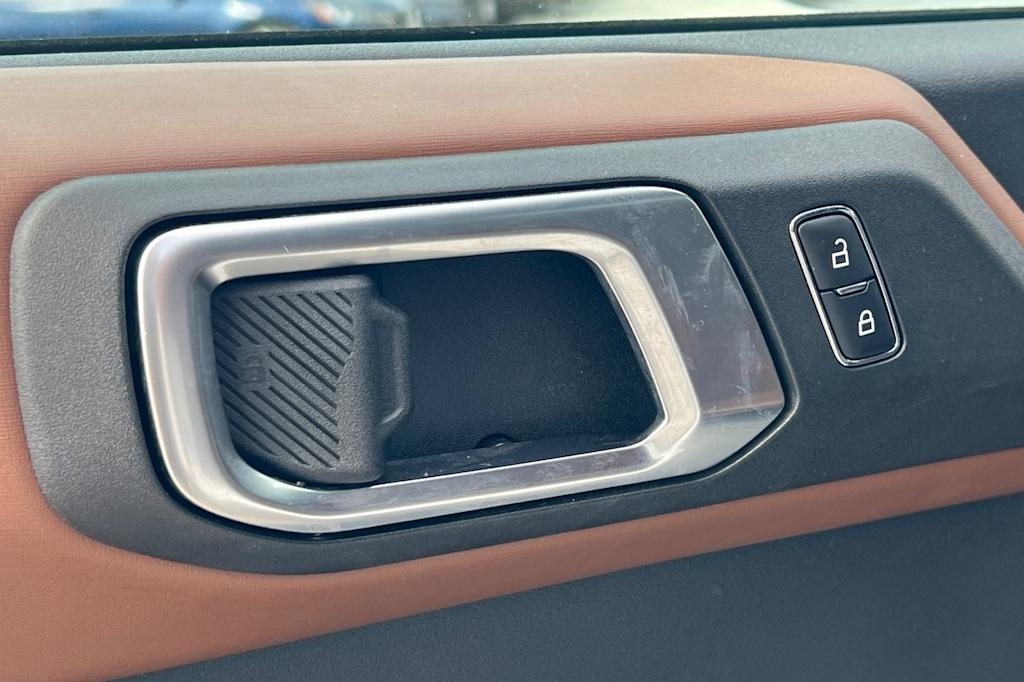 Thumbnail: 2023 Ford Bronco - 24