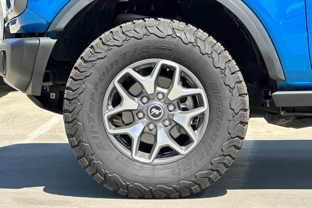 Thumbnail: 2025 Ford Bronco - 8