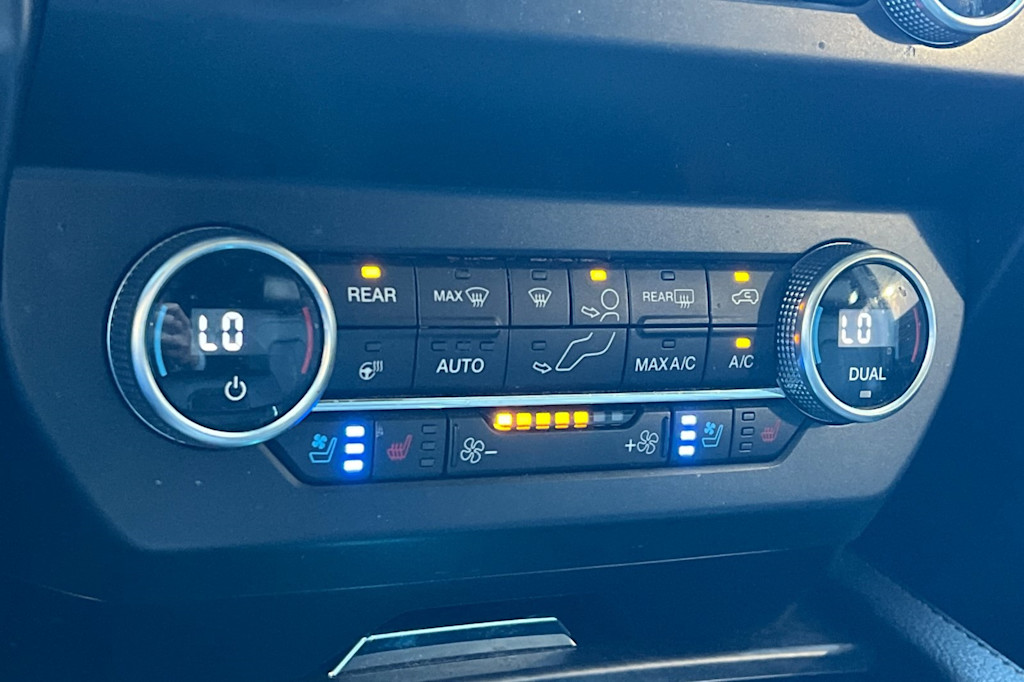 Thumbnail: 2021 Ford Expedition - 27