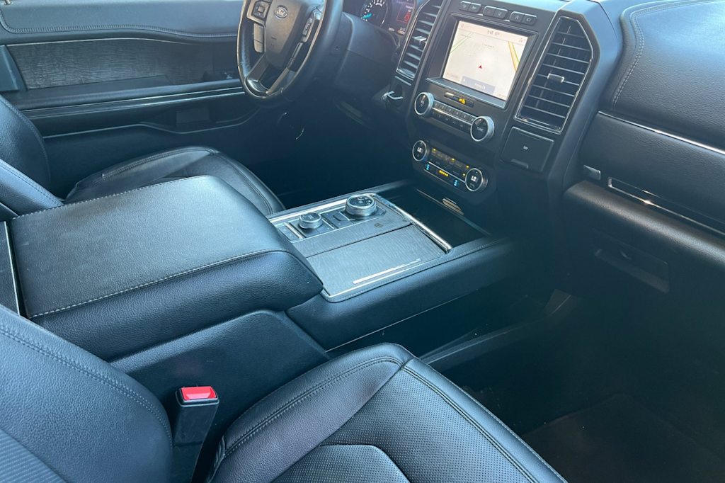 Thumbnail: 2021 Ford Expedition - 12