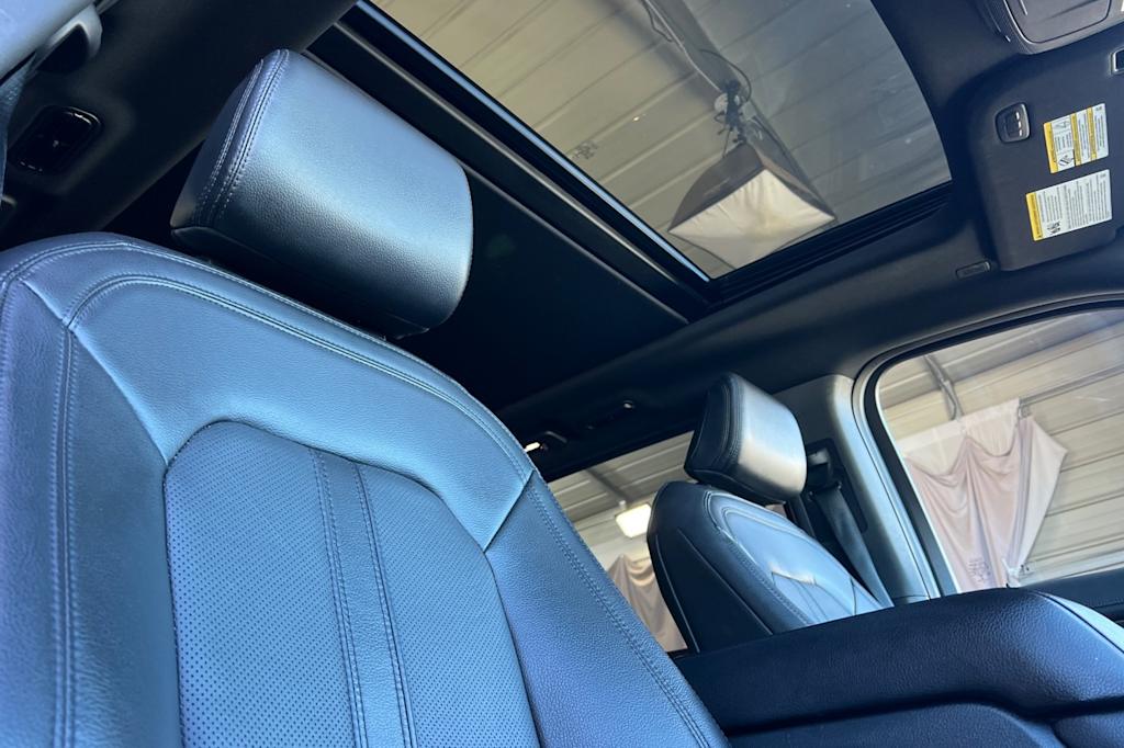 Thumbnail: 2021 Ford Expedition - 24