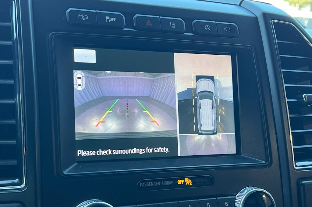 Thumbnail: 2021 Ford Expedition - 26