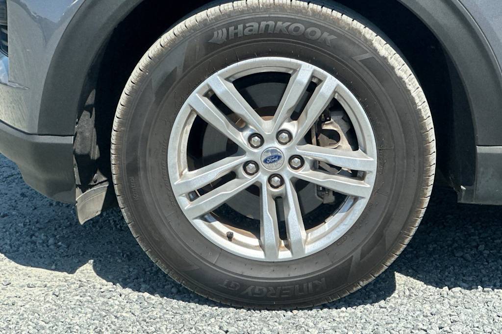Thumbnail: 2022 Ford Explorer - 8