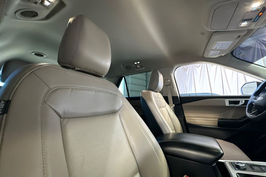 Thumbnail: 2020 Ford Explorer - 10