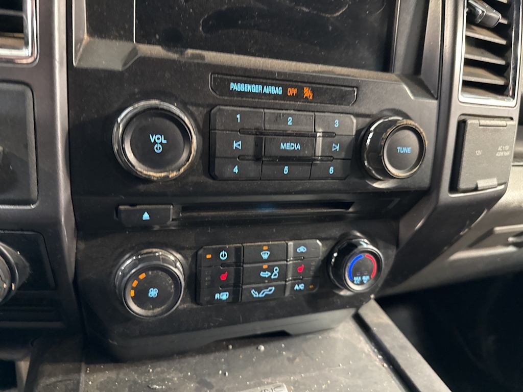 Thumbnail: 2016 Ford F-150 - 24