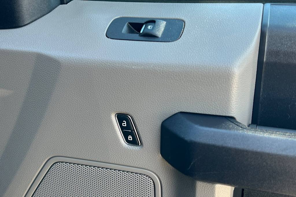 Thumbnail: 2020 Ford F-150 - 25