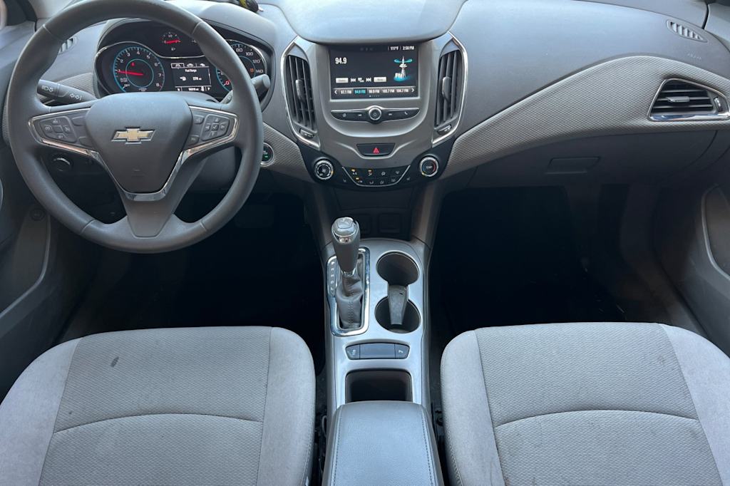 Thumbnail: 2016 Chevrolet Cruze - 2