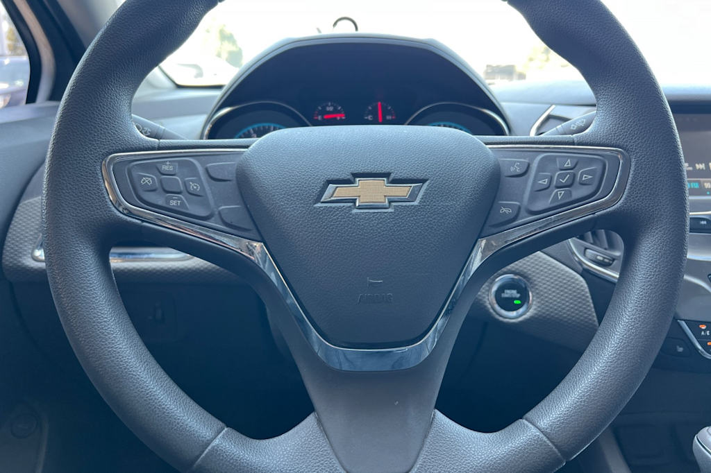 Thumbnail: 2016 Chevrolet Cruze - 13