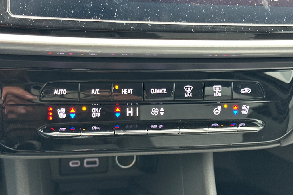 2023 Chevrolet Bolt EUV Premier 25