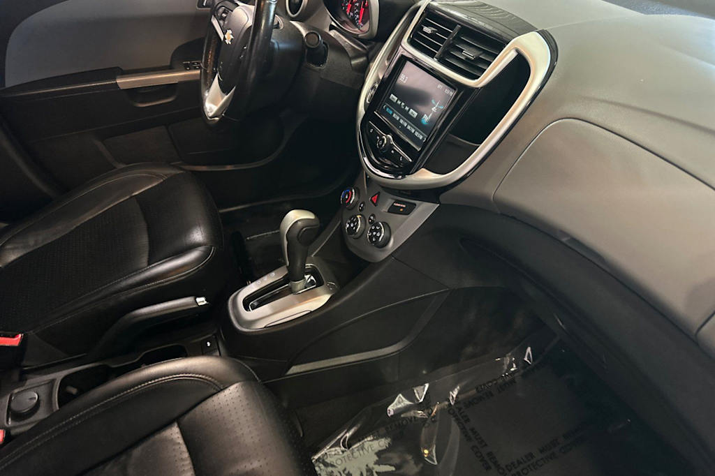 Thumbnail: 2017 Chevrolet Sonic - 13