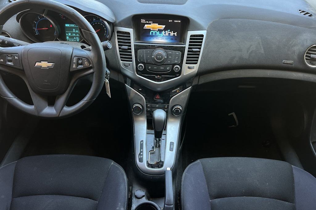 Thumbnail: 2015 Chevrolet Cruze - 2