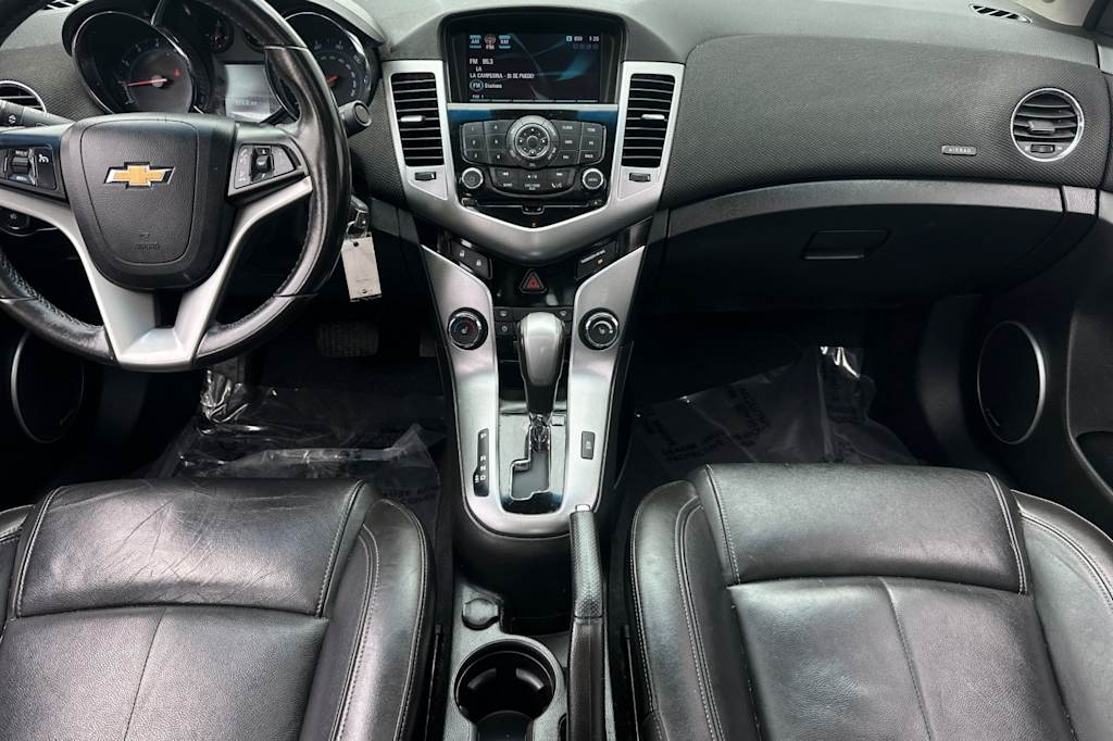 Thumbnail: 2011 Chevrolet Cruze - 2
