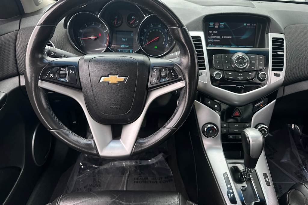 Thumbnail: 2011 Chevrolet Cruze - 12