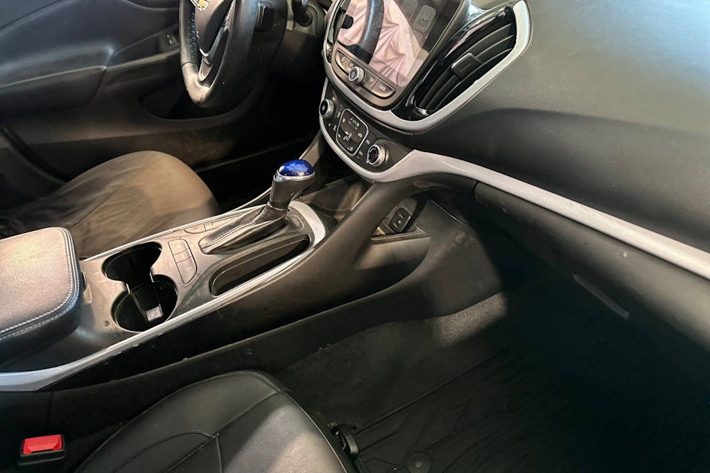 Thumbnail: 2018 Chevrolet Volt - 13