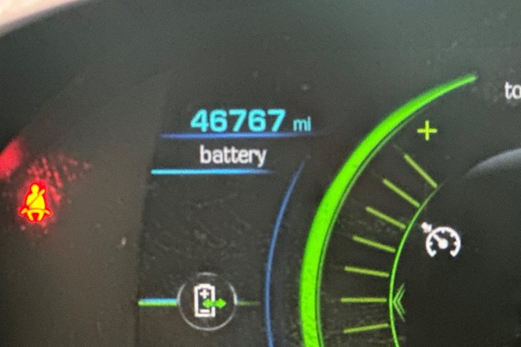 Thumbnail: 2018 Chevrolet Volt - 26