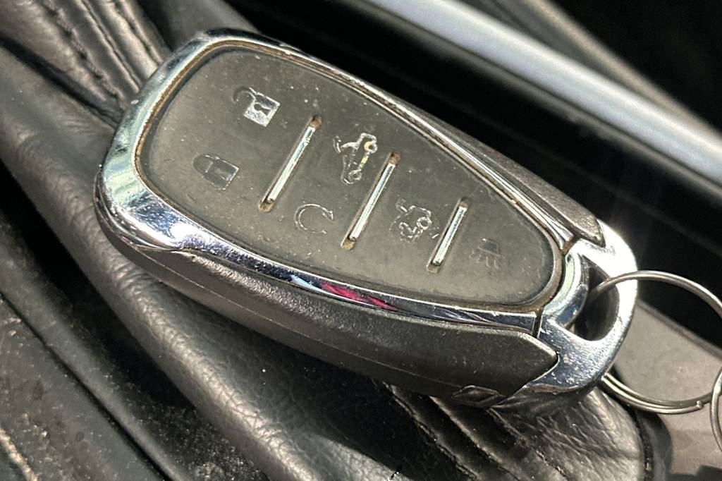 Thumbnail: 2018 Chevrolet Volt - 27