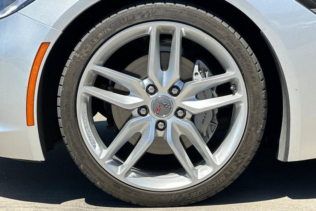 Thumbnail: 2018 Chevrolet Corvette - 8
