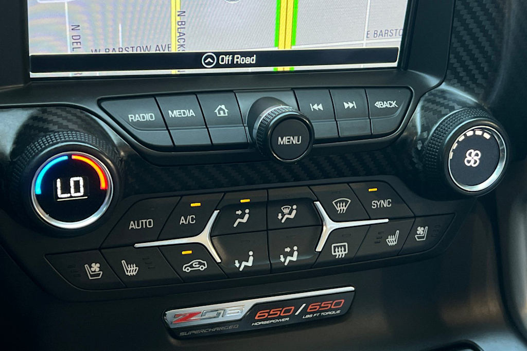 Thumbnail: 2018 Chevrolet Corvette - 27