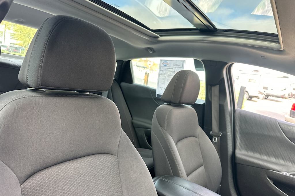 Thumbnail: 2023 Chevrolet Malibu - 10