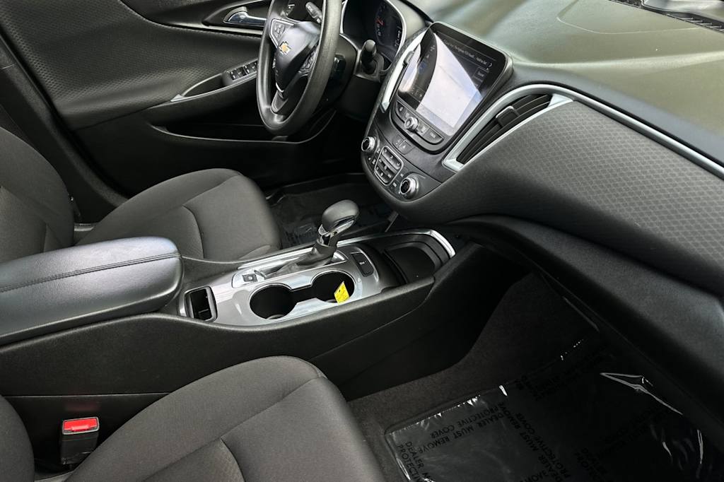 Thumbnail: 2023 Chevrolet Malibu - 13