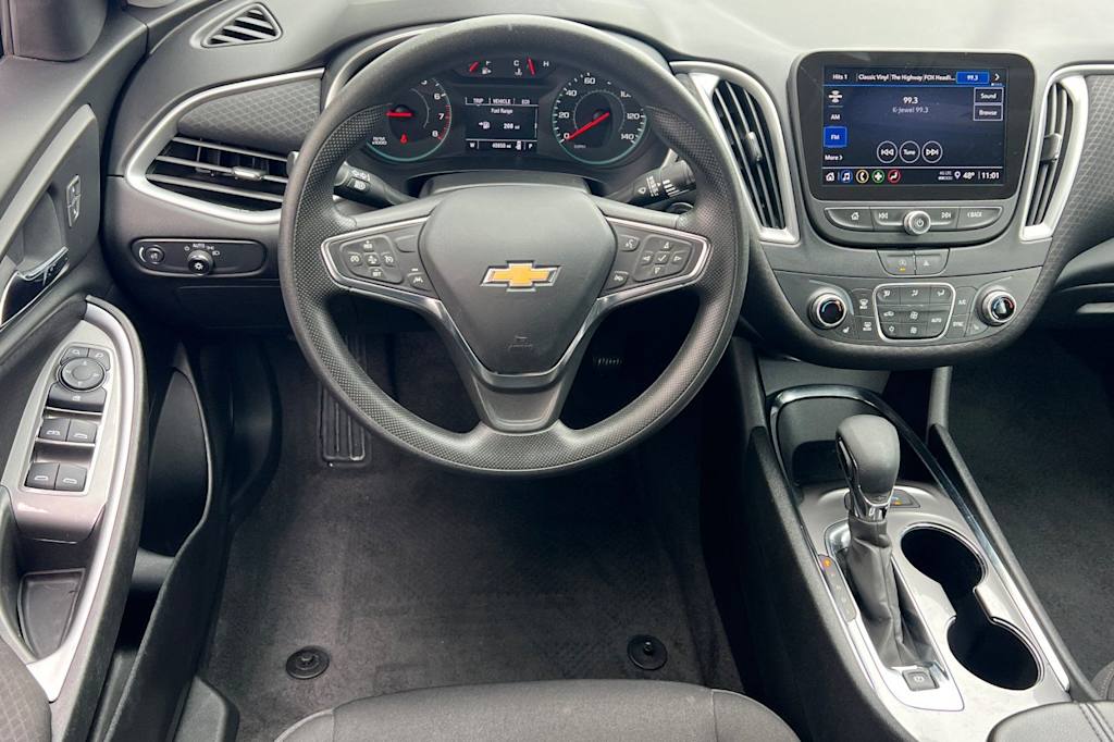 Thumbnail: 2024 Chevrolet Malibu - 12