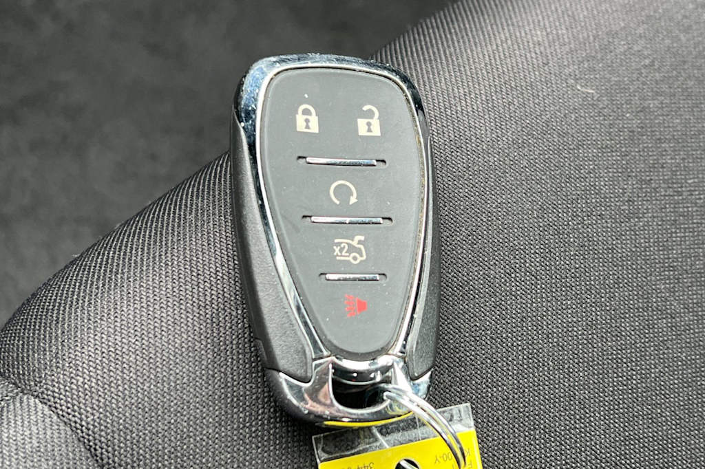 Thumbnail: 2024 Chevrolet Malibu - 17