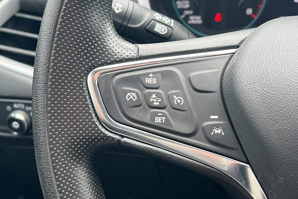 Thumbnail: 2024 Chevrolet Malibu - 32