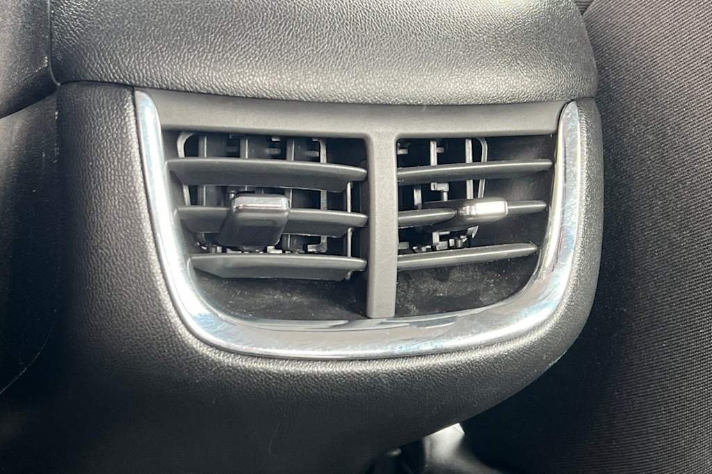 Thumbnail: 2024 Chevrolet Malibu - 24