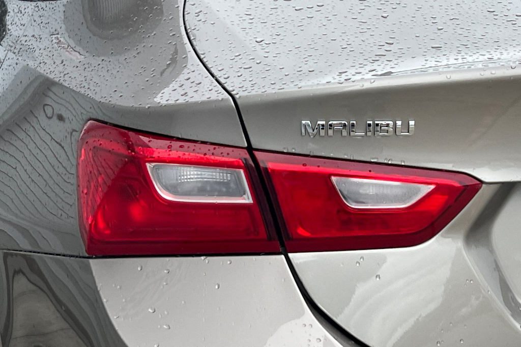 Thumbnail: 2024 Chevrolet Malibu - 25