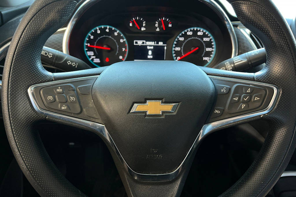 Thumbnail: 2021 Chevrolet Malibu - 27