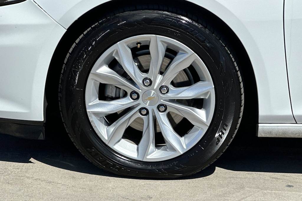 Thumbnail: 2024 Chevrolet Malibu - 8