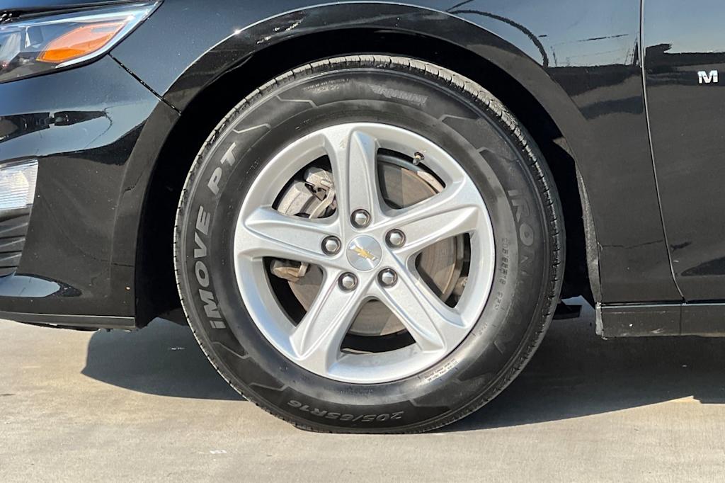 Thumbnail: 2024 Chevrolet Malibu - 8