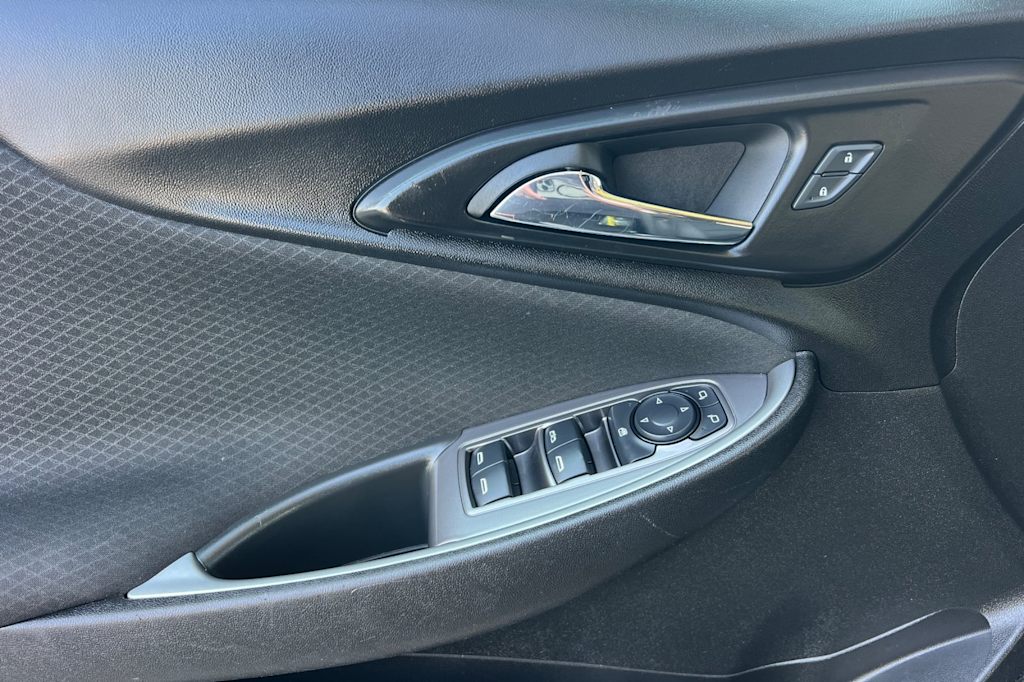 Thumbnail: 2024 Chevrolet Malibu - 22