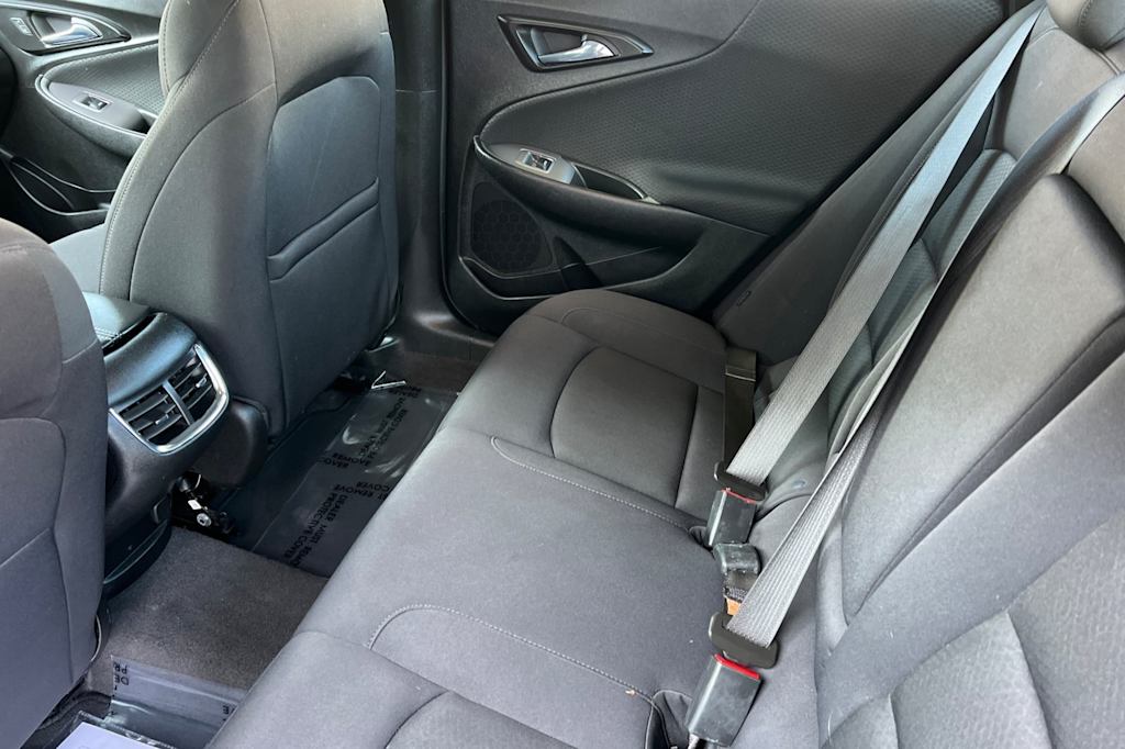 Thumbnail: 2024 Chevrolet Malibu - 11