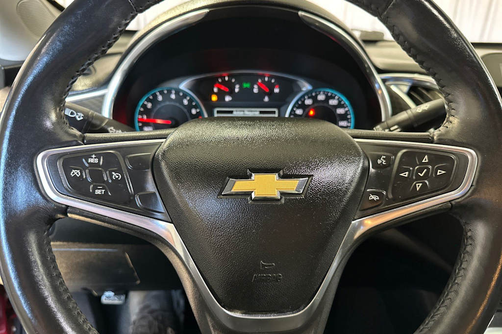 Thumbnail: 2018 Chevrolet Malibu - 28