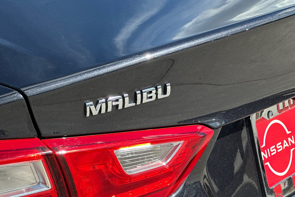 Thumbnail: 2023 Chevrolet Malibu - 34
