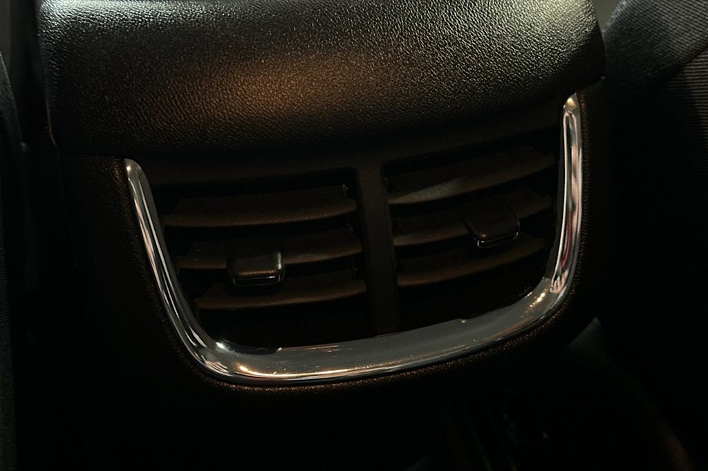 Thumbnail: 2023 Chevrolet Malibu - 22