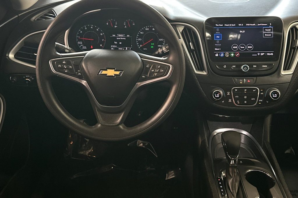 Thumbnail: 2023 Chevrolet Malibu - 11