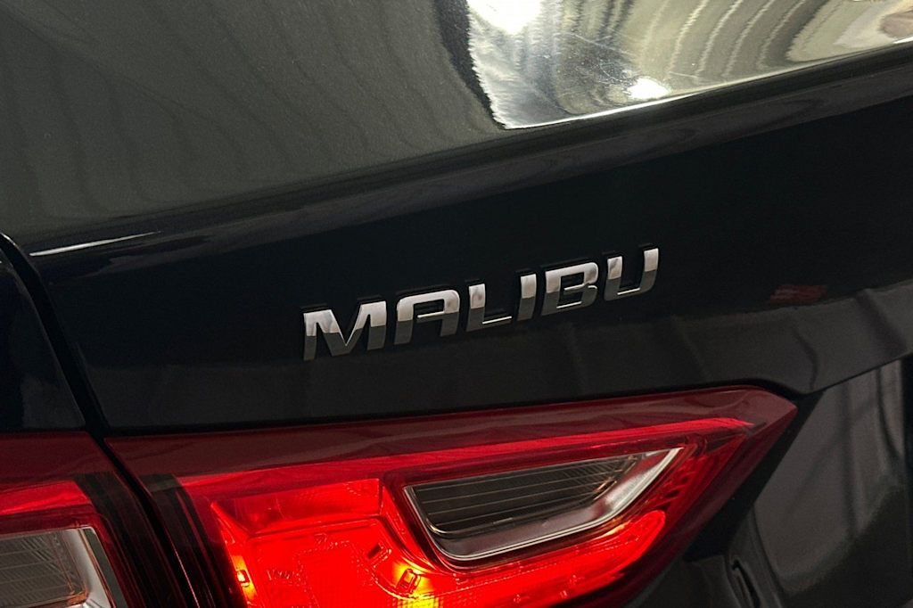 Thumbnail: 2023 Chevrolet Malibu - 7