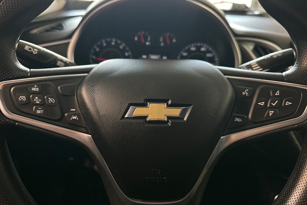 Thumbnail: 2023 Chevrolet Malibu - 28