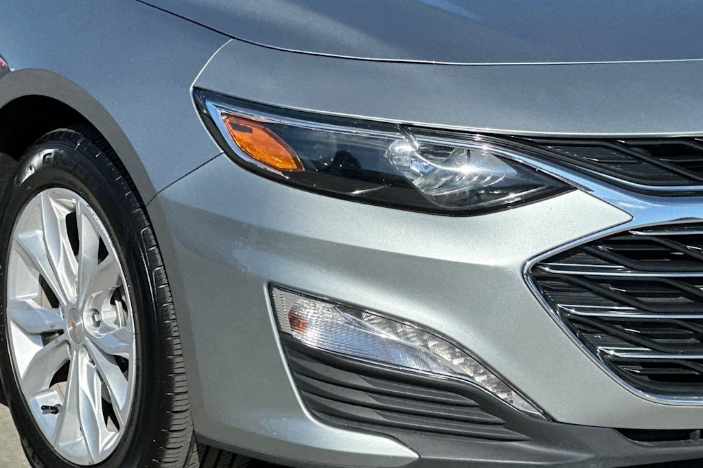 Thumbnail: 2024 Chevrolet Malibu - 32
