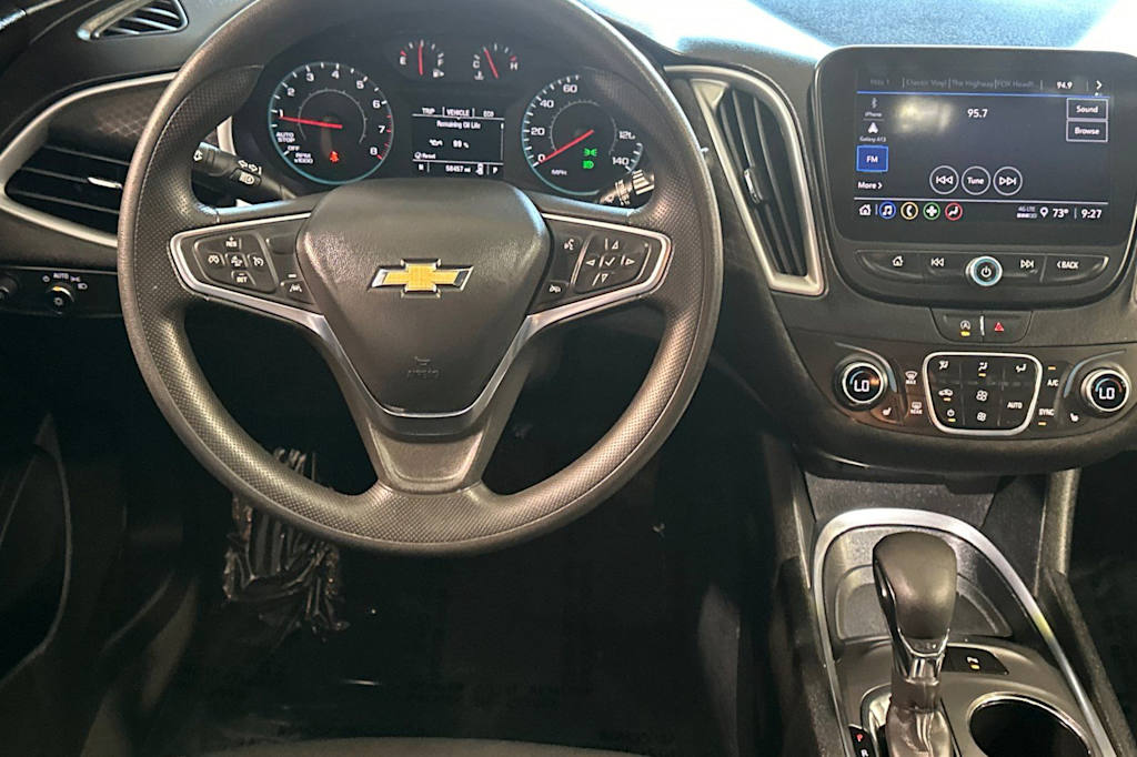 Thumbnail: 2024 Chevrolet Malibu - 9