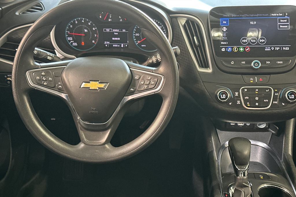 Thumbnail: 2024 Chevrolet Malibu - 12