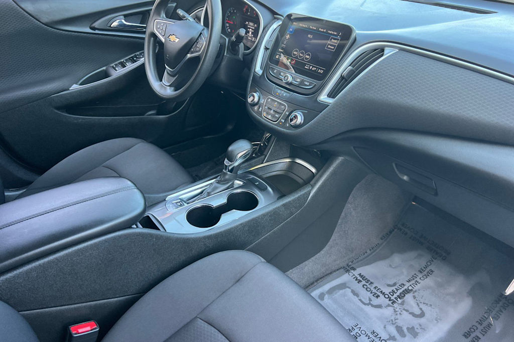 Thumbnail: 2023 Chevrolet Malibu - 13